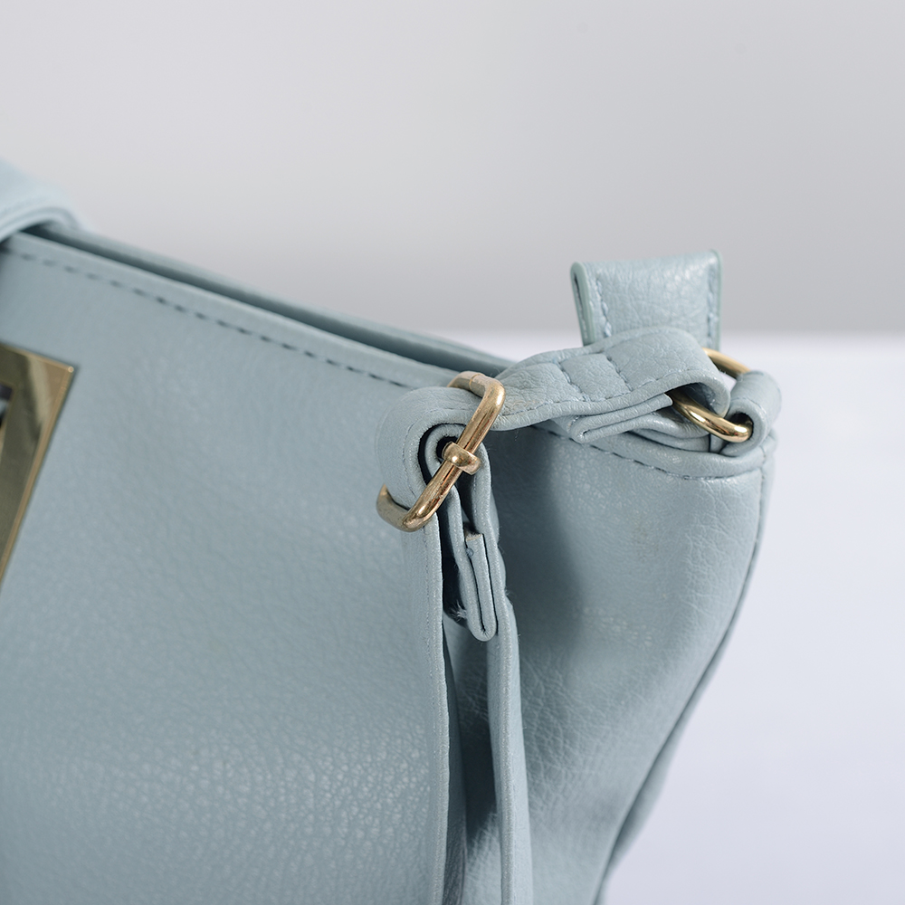 Bolsa feminina popular de cor clara e bolsa quadrada leve