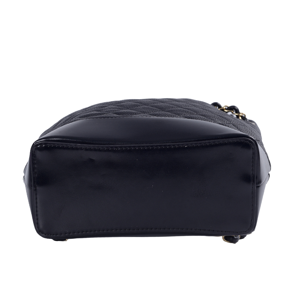 Mochila feminina clássica com corrente de ouro preto casual bolsa de couro de alta qualidade